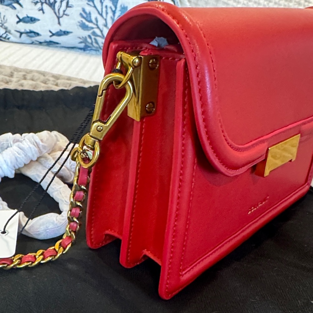 Red Leather Women's Bolvaint crossbody Bag NEW WITH TAGS - Picture 6 of 11